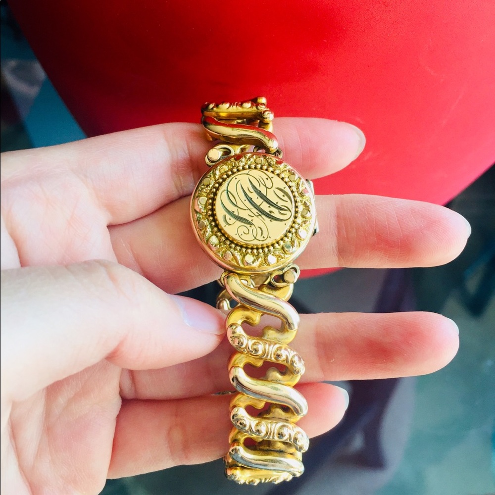 Vintage sweetheart bracelet